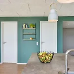 Modern Near Binderup בית נופש *
